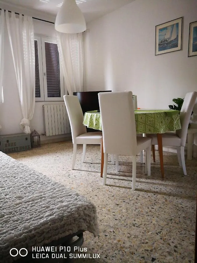 Villa Galilei Rooms 피사 0*,