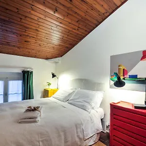 Palazzo Delle Guglie By Postcardsfrom Apartahotel Verona
